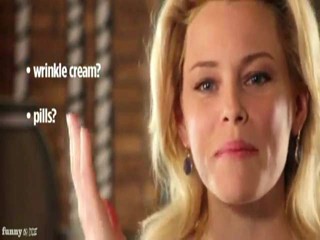 Elizabeth Banks Gets 20 pies in the face