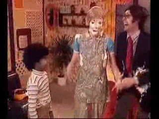 L'Ours Maturin Et La Famille Wallace, K!dnapped, LA HORA PICO