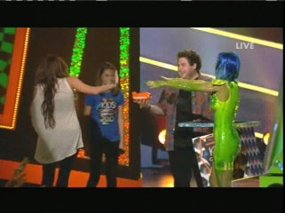 KCA 2010: Beyonce & Katy Perry - HDTV