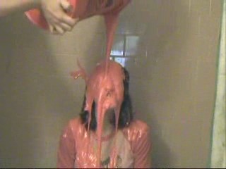 Anna gets slimed/pied