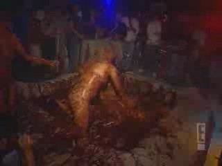 Wild on E! - chocolate pudding wrestling
