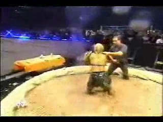 WWE Halloween Food Fight and Mud