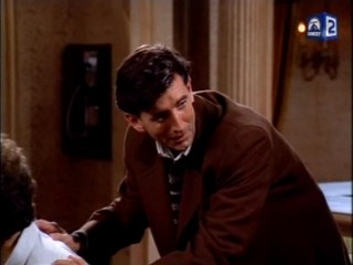 Seinfeld:  season 7, episode 10 - The Gum