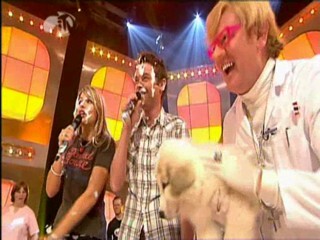 another Holly Willoughby foaming