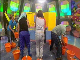 Holly Willoughby Thank You desk