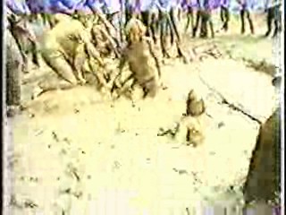 M*A*S*H,  Mud Tug-o-War