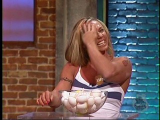 Distraction: Egg on Head