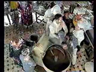 Chocolate com Pimenta - Brazil: Bakery Pie Fight