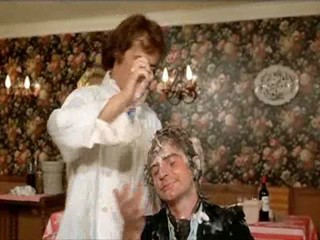 Les Bidasses En Folie (MALE WAM)