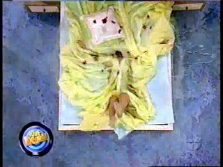 Que Locura - water bed prank