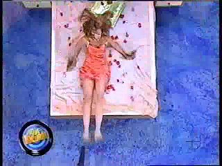 Que Locura - water bed prank