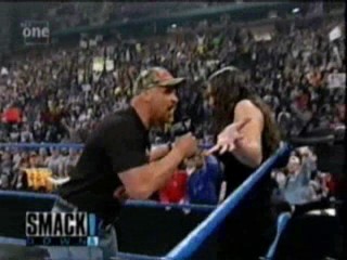 WWE - stephanie mcmahon