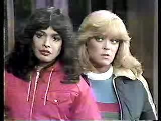 New Zoo Review,  Too Close for Comfort,  Alice