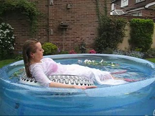 Wetmar White and Pink Movie